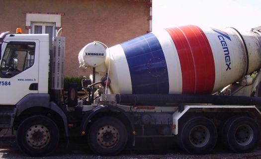 El flujo operativo de Cemex creció 1.7% al registrar 12 mil 167 mdp en el cuarto trimestre de 2018.