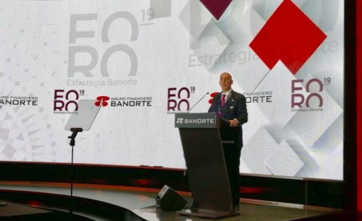 Marcos Ramírez, director general de GF Banorte, en el Foro Banorte 2019 (Foto: Twitter)