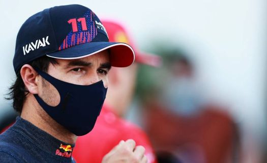Red Bull Racing Honda extiende su contrato con el piloto mexicano Sergio Pérez.