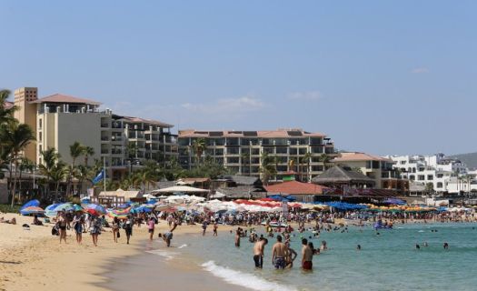 Playa en Los Cabos, Baja California Sur, uno de los pocos estados favorecidos por el mayor gasto de turistas extranjeros (Foto: Gobierno de Baja California Sur) 
