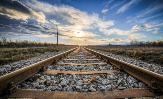 Según TMSourcing, se enviaron otros cuatro proyectos ferroviarios a la SCT. (Foto: Pixabay)