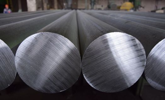 Barras de aluminio, uno de los metales más presionados por la guerra. (Foto: Pixabay)