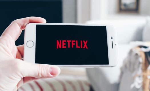 Cae Netflix 35% en bolsa y arrastra a otros servicios de streaming (Foto:Flickr)