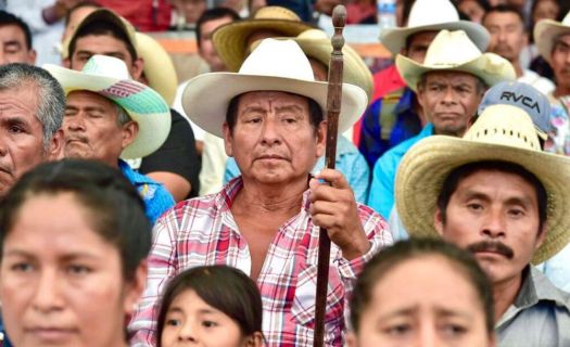 Hasta abril se han registrado 44 mil 532 casos de indígenas contagiados por Covid-19 y 4 mil 986 defunciones. (Foto: Gobierno de México)