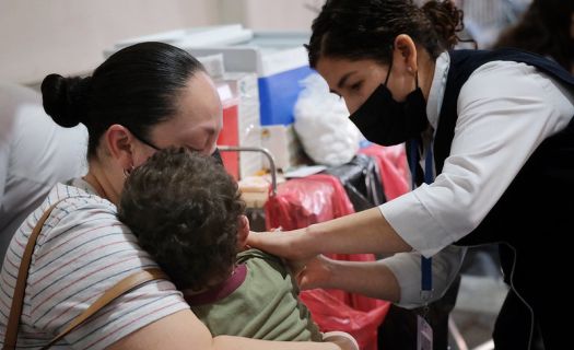 La pandemia por Covid-19 provocó la mayor caída de la tasa de vacunación en México. (Foto: Gobierno del estado de Jalisco)