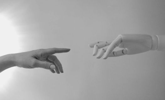 El uso de la IA en el periodismo plantea algunos desafíos y preocupaciones. (Imagen: Pexels)