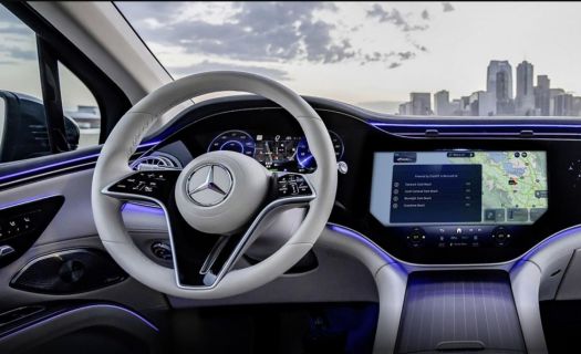 Entre sus competidores se encuentra Amazon Alexa, que tiene más experiencia en el terreno de la asistencia por voz. (Imagen: Mercedes-Benz)