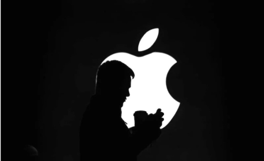 Esta caída se suma a la preocupación acerca de que Apple esté quedando rezagada en comparación con sus principales competidores tecnológicos en el ámbito de la inteligencia artificial (IA). (Imagen: Pexels)