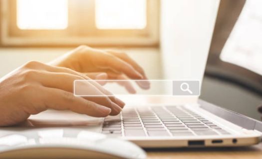 Desde hace más de dos semanas, Google comenzó una batalla legal histórica contra el Departamento de Justicia de EU. (Imagen: iStock)