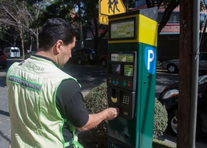 En la colonia Condesa, lejos de oponerse a los parquímetros, los aceptan pero bajo su administración.