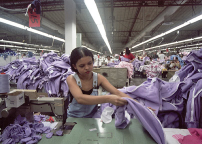 El gobierno en los estados de la frontera norte enfrentan la inconformidad empresarial por los cambios derivados de la reforma hacendaria.