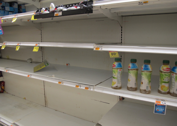 La caída de la confianza del consumidor ubicó al indicador en 88.7 pts, el resultado más bajo desde hace tres años.