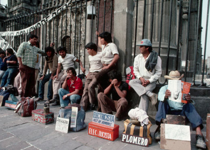 Millones de desempleados confirman las estadísticas y por qué en México seis de cada 10 trabajadores laboran en informalidad.