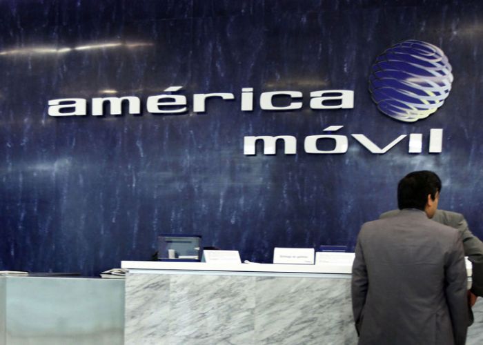 Los cambios en telecomunicaciones hicieron retroceder las acciones de AMX 4% la semana pasada y se prevé un impacto mayor.