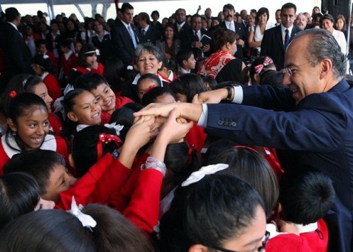 El sexenio de Calderón focalizó el gasto en educación básica, con más del 20% del gasto social total.