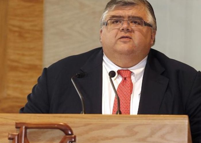 El gobernador Agustín Carstens anunció la revisión en una comparecencia frente a diputados.