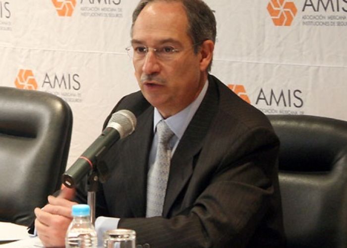 La AMIS colabora junto a Condusef y ABM para afinar aspectos operativos relacionados a la aseguranza.