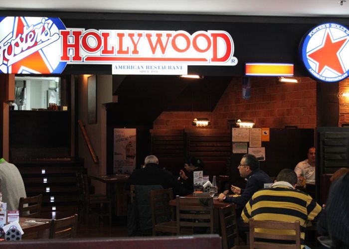 ALSEA adquiere 195 restaurantes de la marca “Foster’s Hollywood” en España.