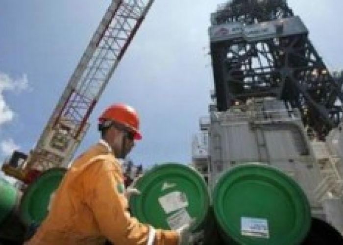 El estudio norteamericano elevó en 75% las previsiones de producción de petróleo crudo en México con respecto al volumen del 2013.