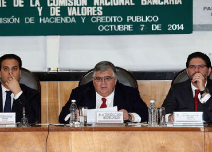 Política fiscal de actual administración “realmente no ha puesto en peligro estabilidad financiera del país”: Carstens 