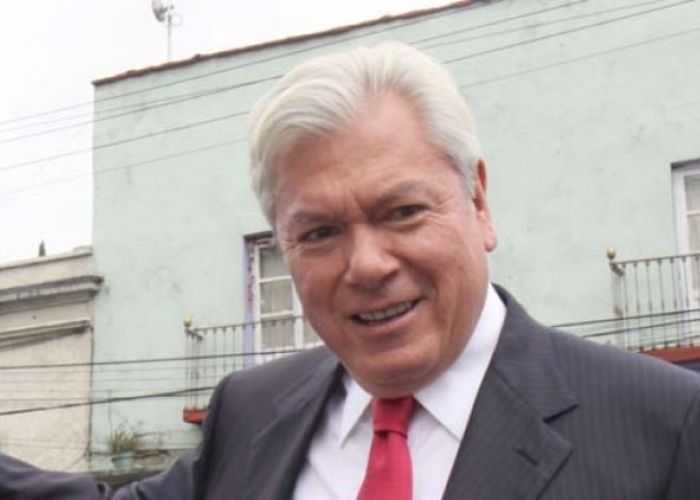 El hijo del propietario de Grupo Financiero Interacciones, Carlos Hank Rhon, asumirá en enero del 2015 la presidencia de Banorte.