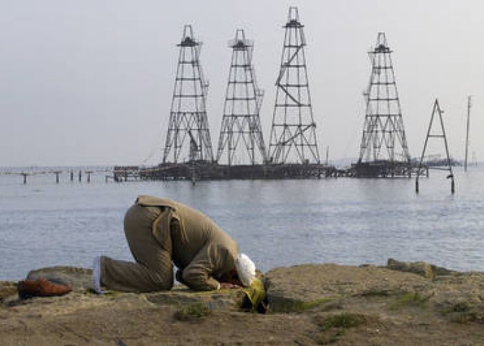 Los países importadores tienen la oportunidad de utilizar los ahorros que están generando en infraestructura para crecer.