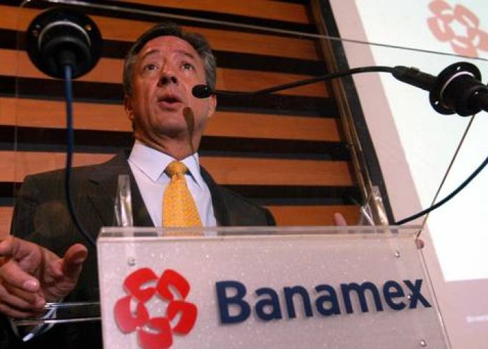 Su salida se da meses después de un supuesto fraude cometido por Oceanografía al Banco.