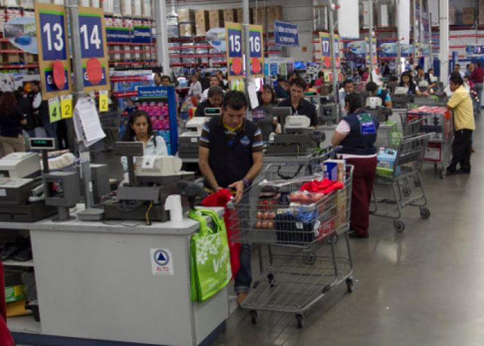 En marzo se reportaron 105 mil empleados nuevos ante el IMSS.