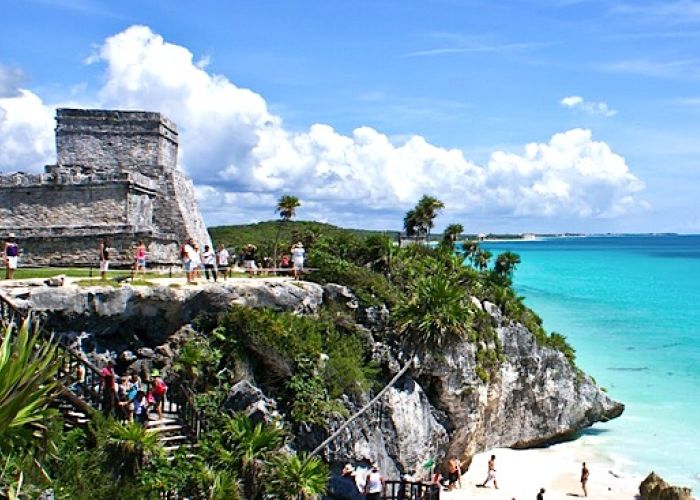 Quintana Roo alberga a una de las playas más visitadas y que más riqueza produce en México, Cancún, sin embargo, se ubica entre los tres estados que ofertan los salarios más bajos a nivel nacional.
