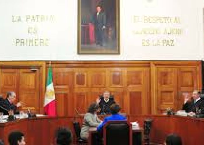 Debe prevalecer, según la Suprema Corte de Justicia de la Nación, “el principio del interés superior del menor y el respeto a su derecho fundamental de una educación de calidad.”