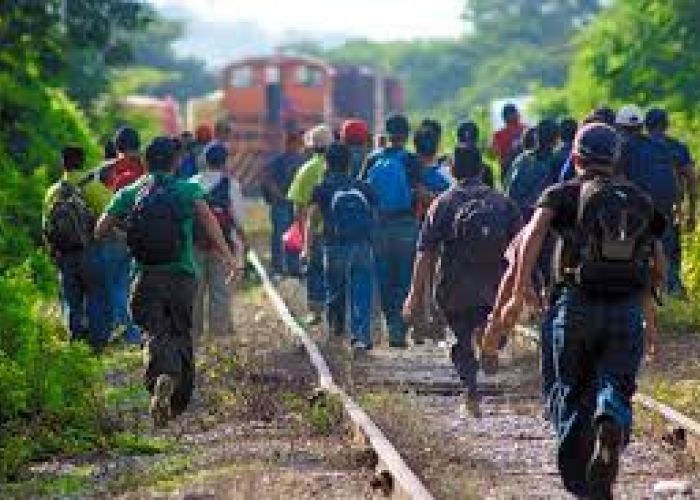 El retorno voluntario o forzoso de migrantes mexicanos asciende al menos a 4.6 millones de personas entre 2007 y 2013, casi 660 mil retornados al año, constata Bancomer