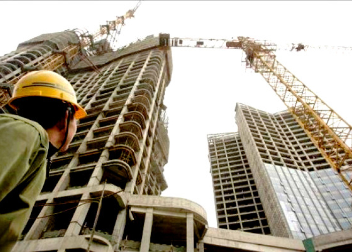La inversión en construcción cayó 1.1% en mayo y 2.0% en comparación con mayo de 2014.