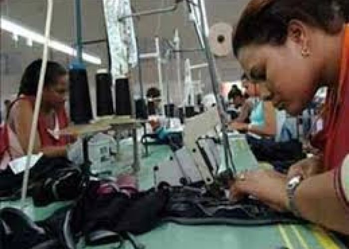 Preocupa la no consolidación del mercado interno como el principal motor de crecimiento económico, puntualiza el Centro de Estudios Económicos del Sector Privado