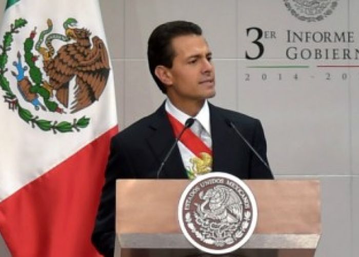 Enrique Peña Nieto anunció, durante su Tercer Informe de Gobierno, las 10 medidas que realizará para el fortalecimiento del país en el resto del sexenio