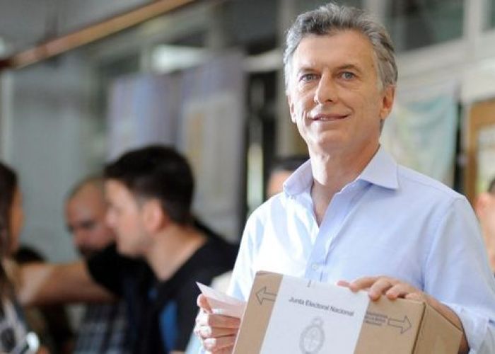 Mauricio Macri llega a la presidencia de Argentina con el 51.4% de los votos, y con ello rompe con 12 años del 'kirchnerismo'.