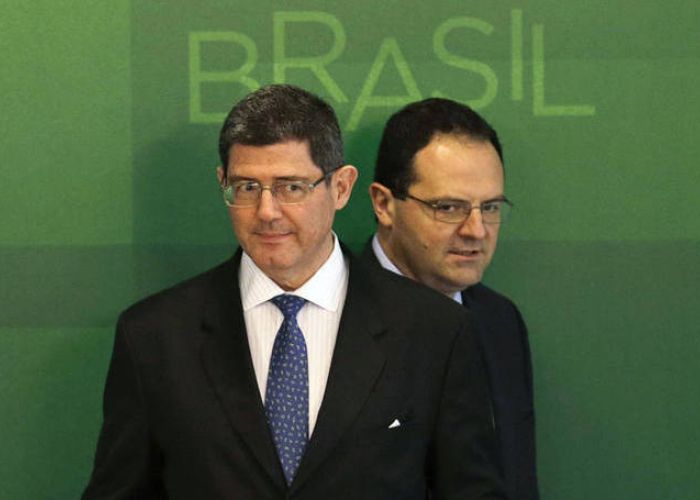 El viernes se anunció la salida de Joaquim Levy como ministro de Hacienda. El déficit brasileño alcanzó 9.5% del PIB en octubre y la inflación se acerca al 10%