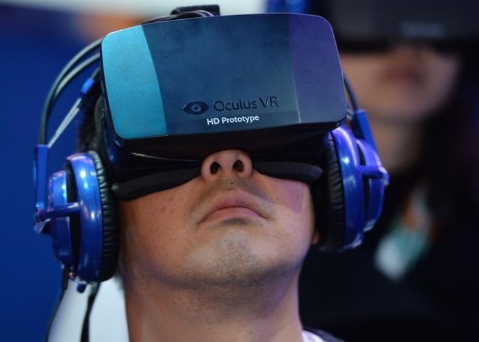 En 2014, Facebook adquirió Oculus VR por dos mil millones de dólares.