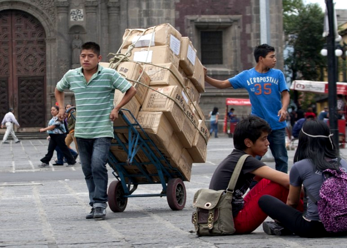 15 de cada 100 no recibe ninguna remuneración económica por su trabajo.