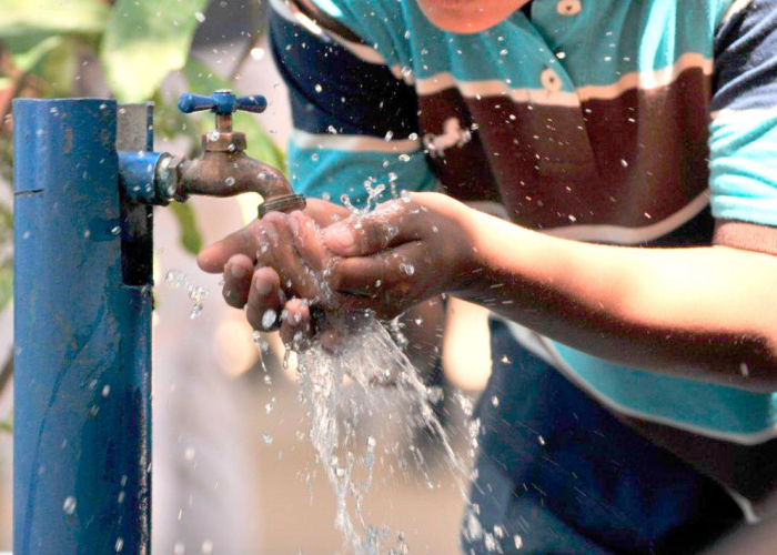 En Sinaloa y Sonora la tarifa es más alta que en la capital de Francia, donde el agua por metro cúbico cuesta 3.6 dólares