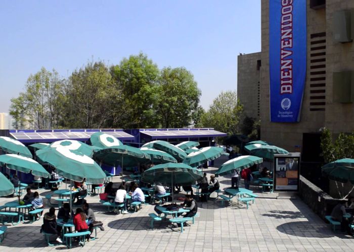 Una profesora y tres estudiantes fueron trasladados al hospital ABC, todos ya fueron dados de alta.