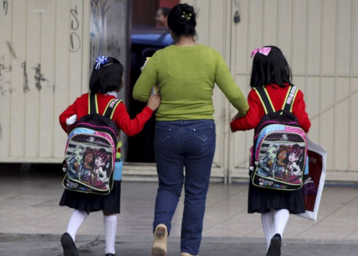 25.7 millones de niños acuden a preescolares, primarias o secundarias en México.