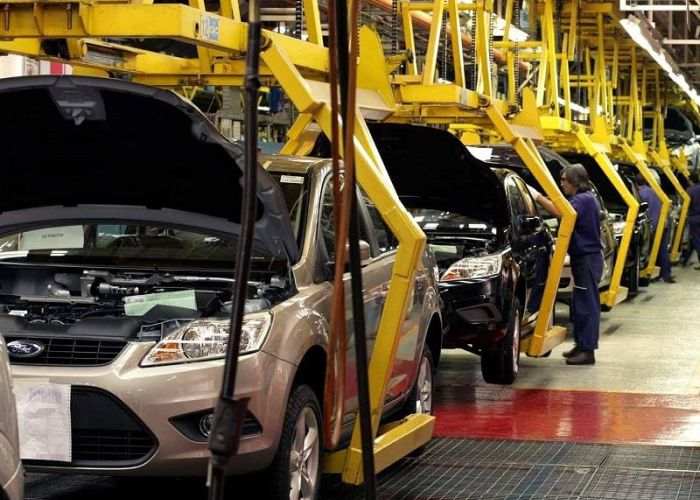 En menos de seis meses, Ford ha cancelado dos planes de inversión en México.