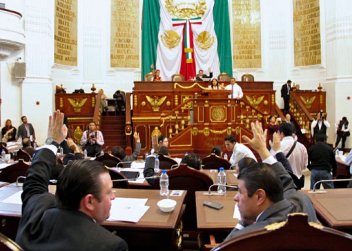 Para la próxima legislatura ya va a ser posible la reelección de diputados.