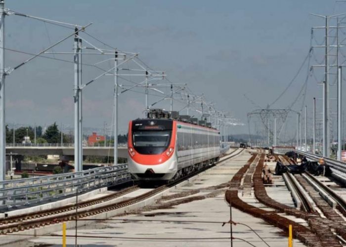 El jefe del Gobierno local, ha anunciado una modificación en el trazo del Tren Interurbano México-Toluca.