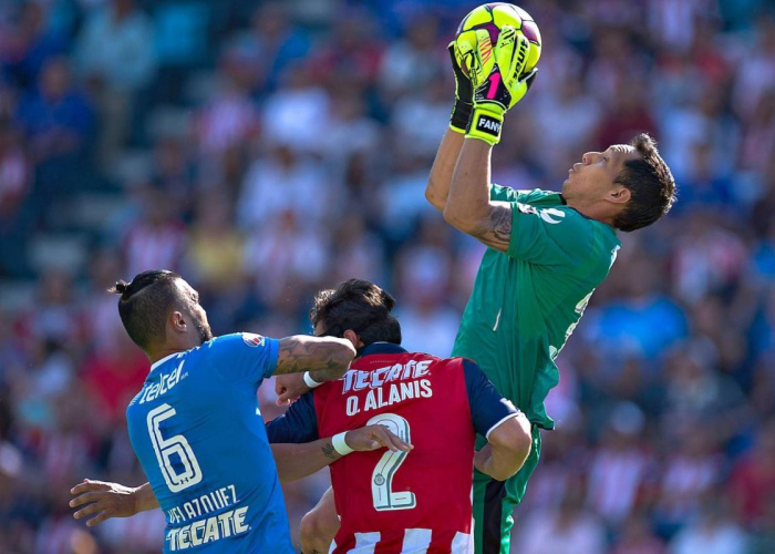 Cruz Azul derrotó a Chivas en su último enfrentamiento de temporada regular.