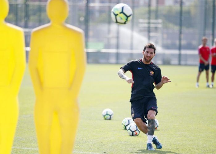 Barcelona y Chapecoense se enfrentan por el Trofeo Joan Gamper en el Camp Nou