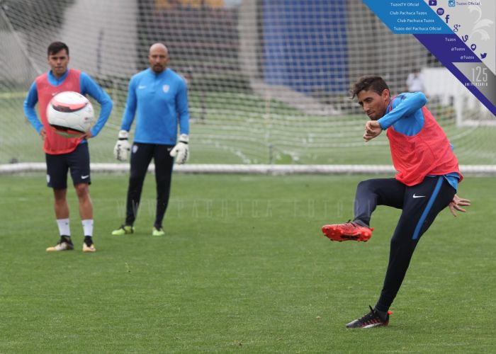 La Máquina y los Tuzos se enfrentan en la cancha del estadio Hidalgo