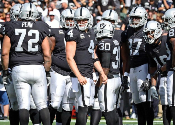 Raiders y Chiefs inauguran la semana 7 de la NFL