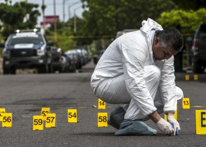 En una semana promedio mueren más personas en México por homicidio que todas las víctimas que generaron los sismos de septiembre de este año.