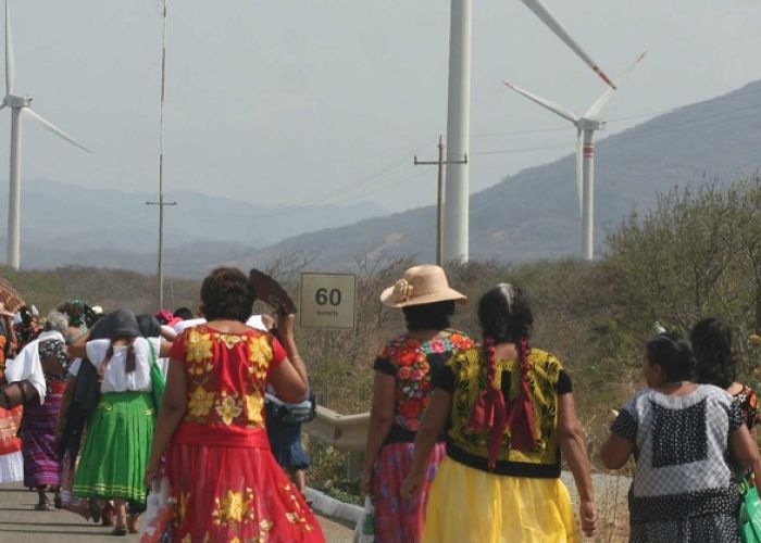 La Suprema Corte evalúa atraer el caso de las comunidades indígenas de Oaxaca contra Eólica del Sur.